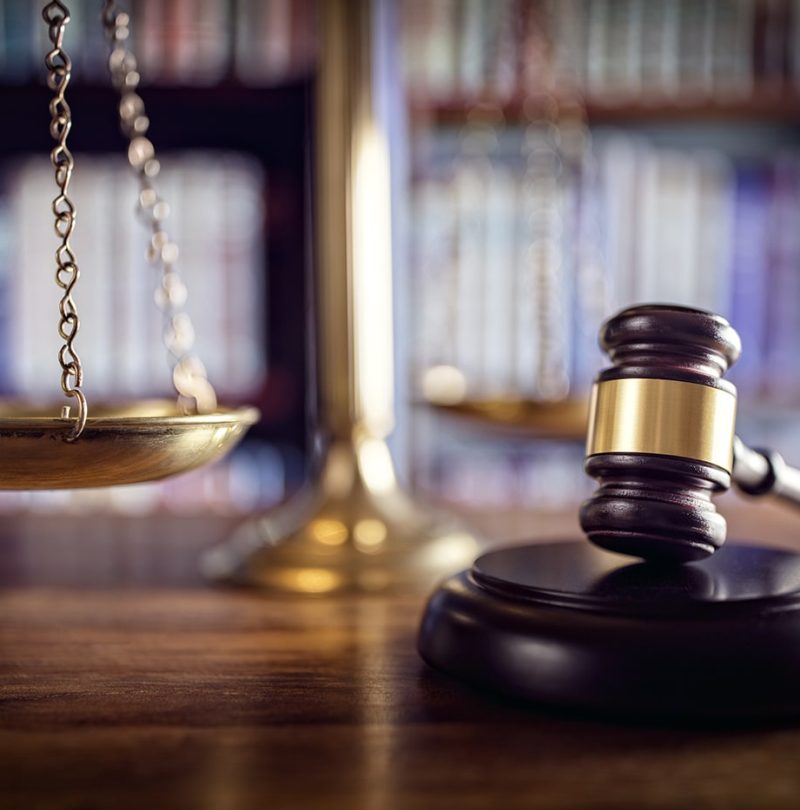 gavel-scales-of-justice-and-law-books-P6F8T5D-min.jpg